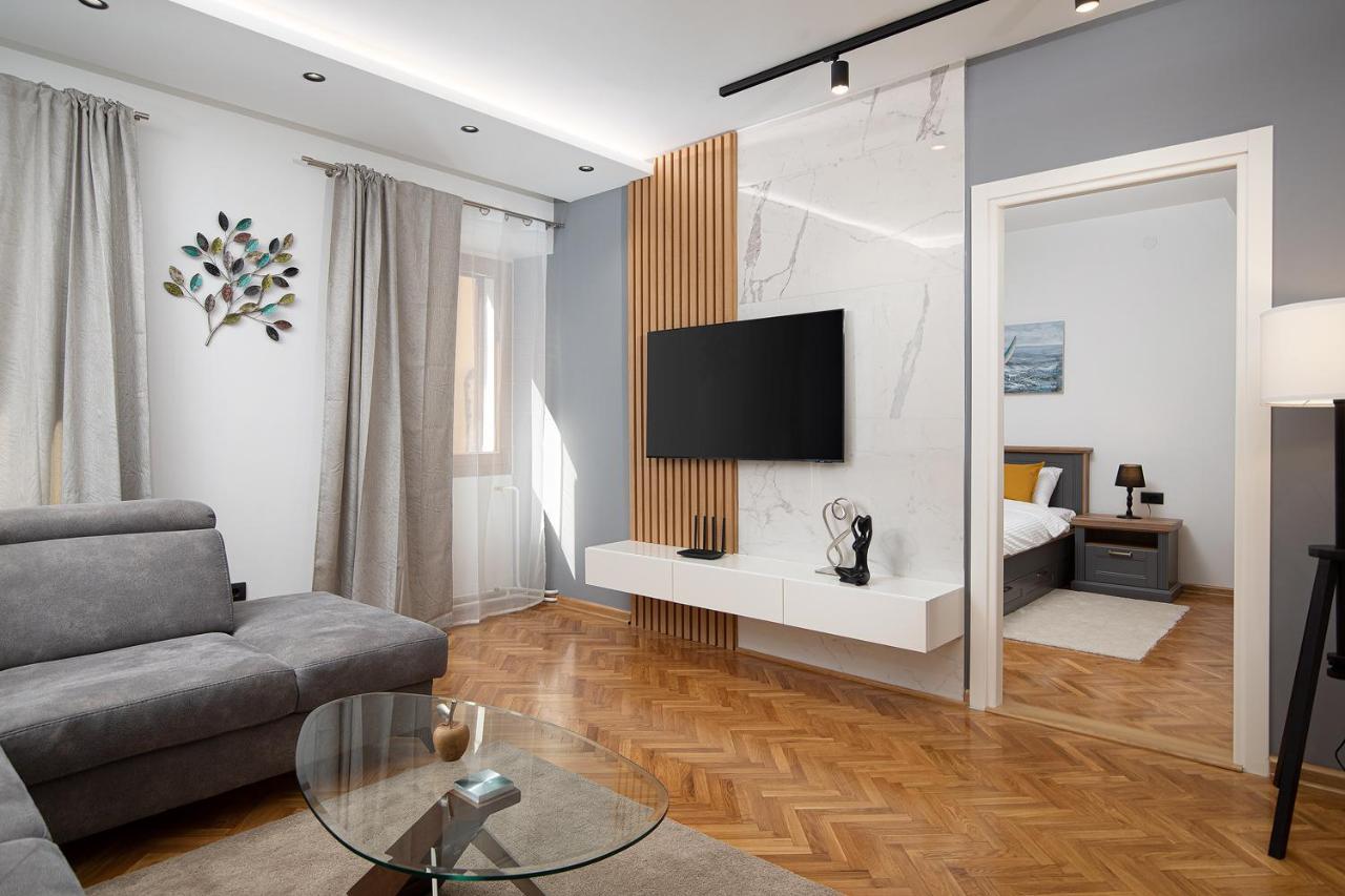 Sena Luxury Apartments Pula Exteriör bild